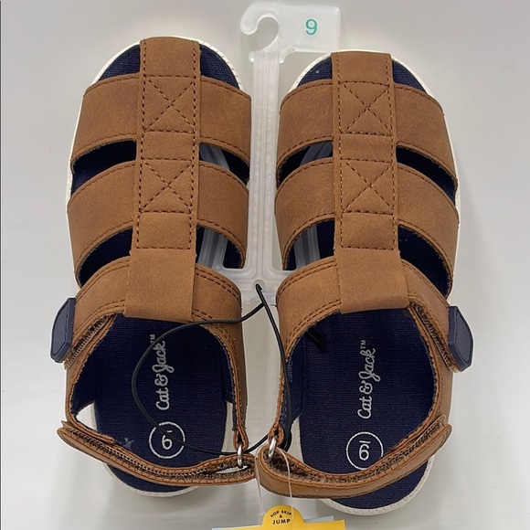 NWT Cat & Jack Bryson Sandals Brown Size 9 - Picture 1 of 7